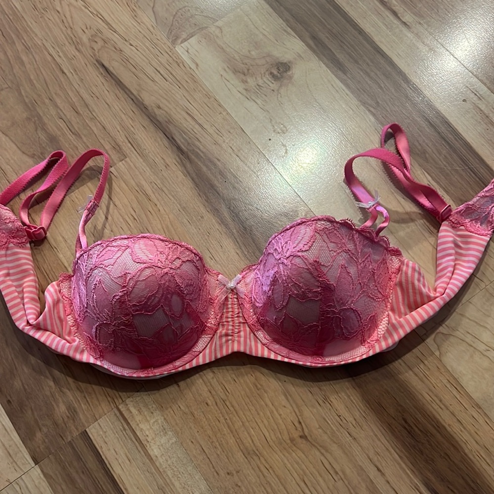 Victorias Secret Balconet bra